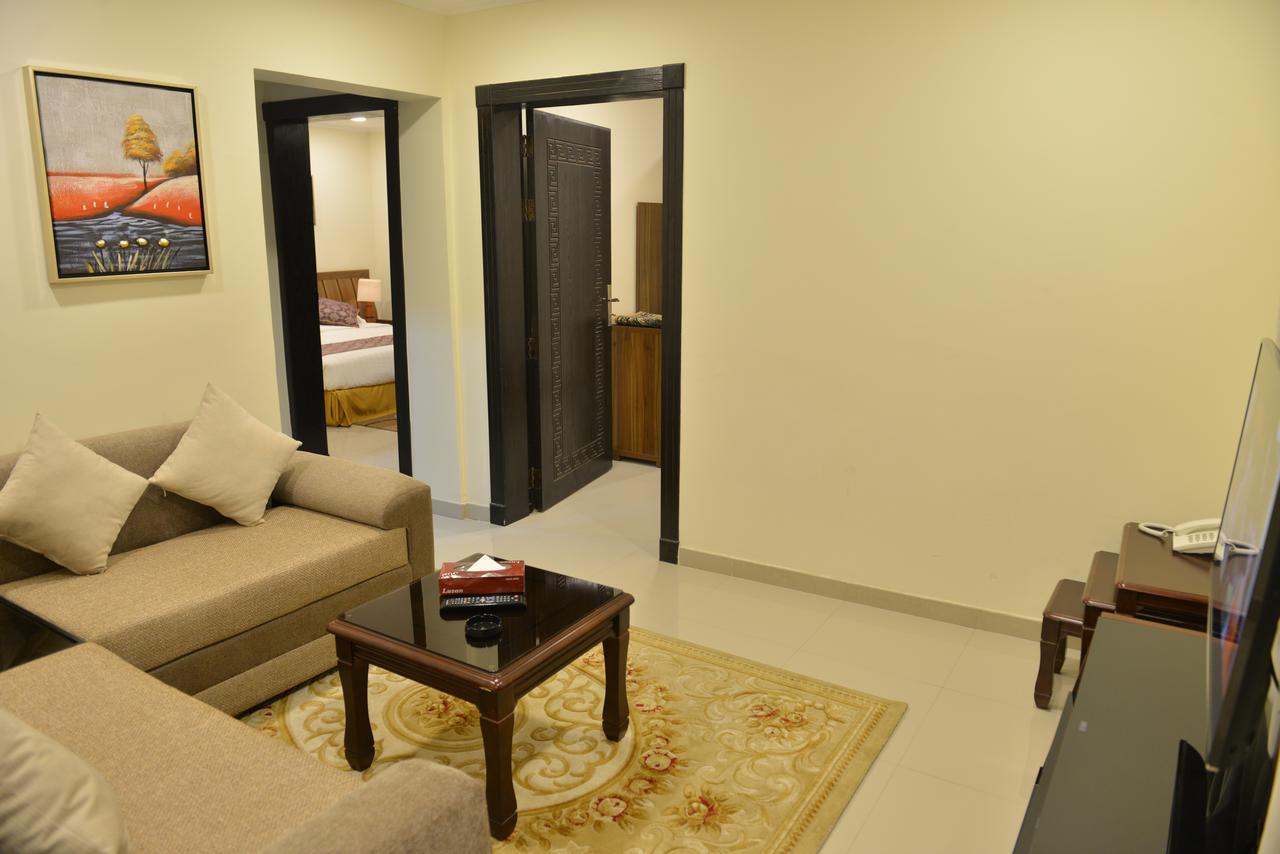 The First Tower Hotel Al Al Jubail Esterno foto
