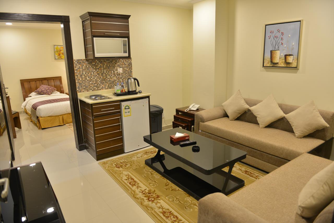 The First Tower Hotel Al Al Jubail Esterno foto