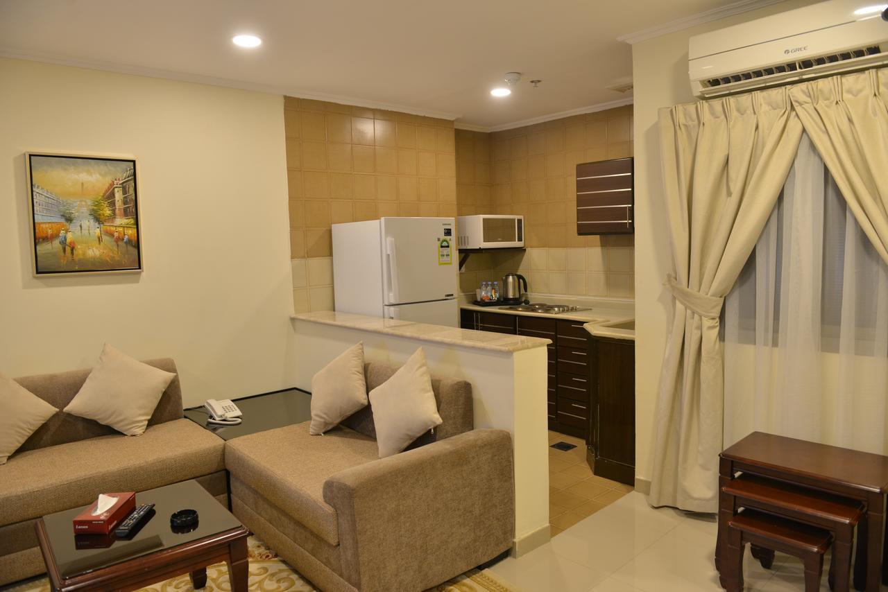 The First Tower Hotel Al Al Jubail Esterno foto