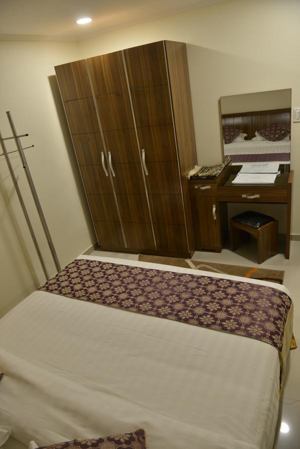 The First Tower Hotel Al Al Jubail Esterno foto