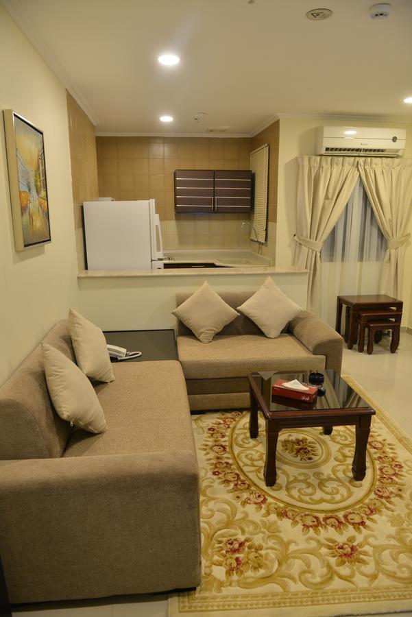 The First Tower Hotel Al Al Jubail Esterno foto