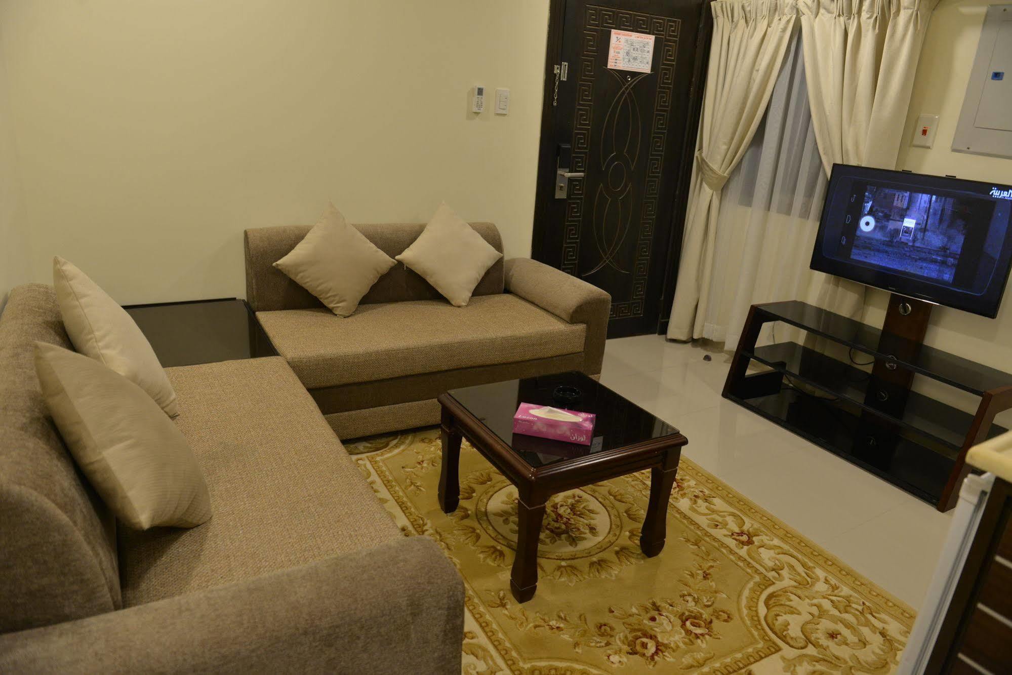 The First Tower Hotel Al Al Jubail Esterno foto
