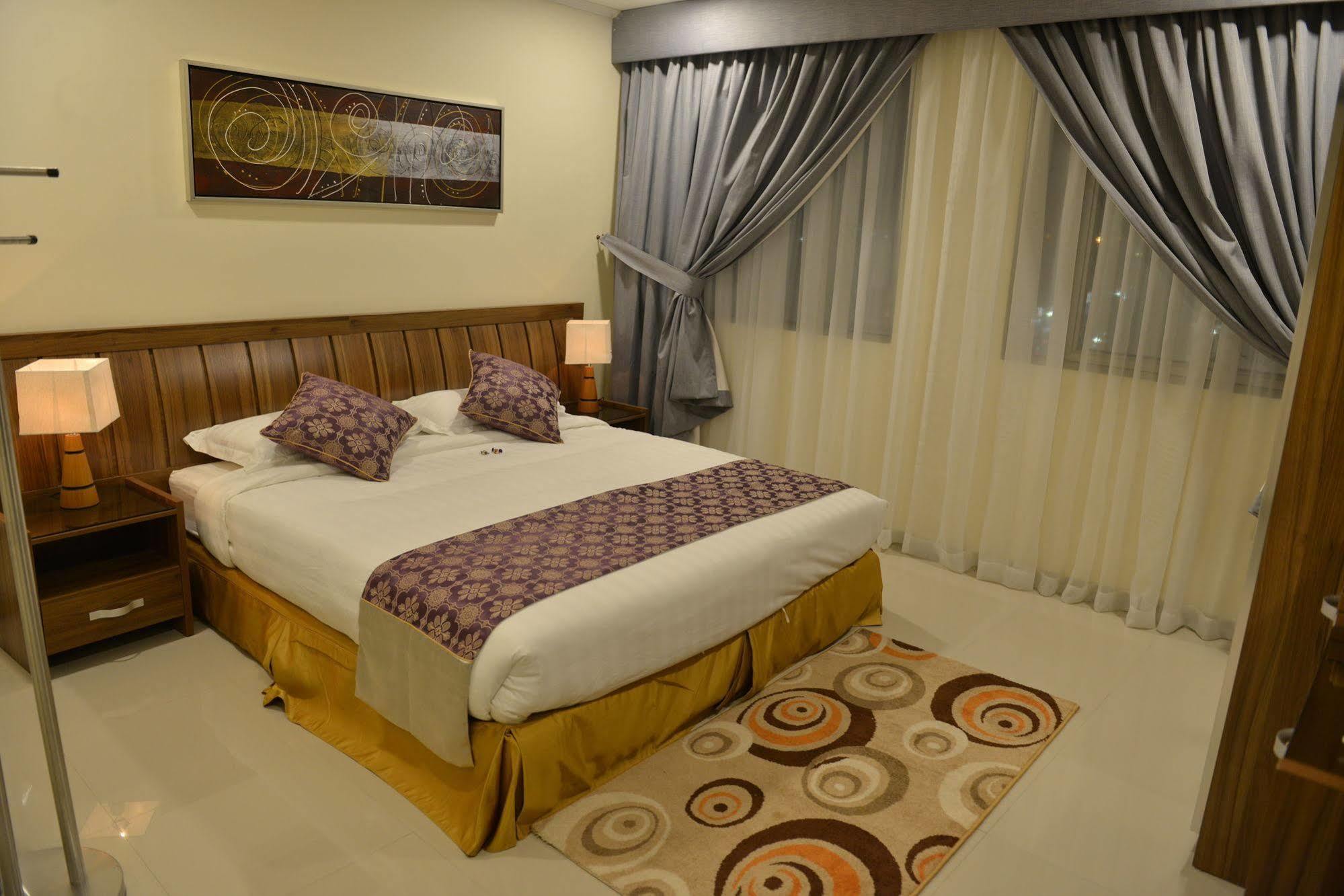 The First Tower Hotel Al Al Jubail Esterno foto