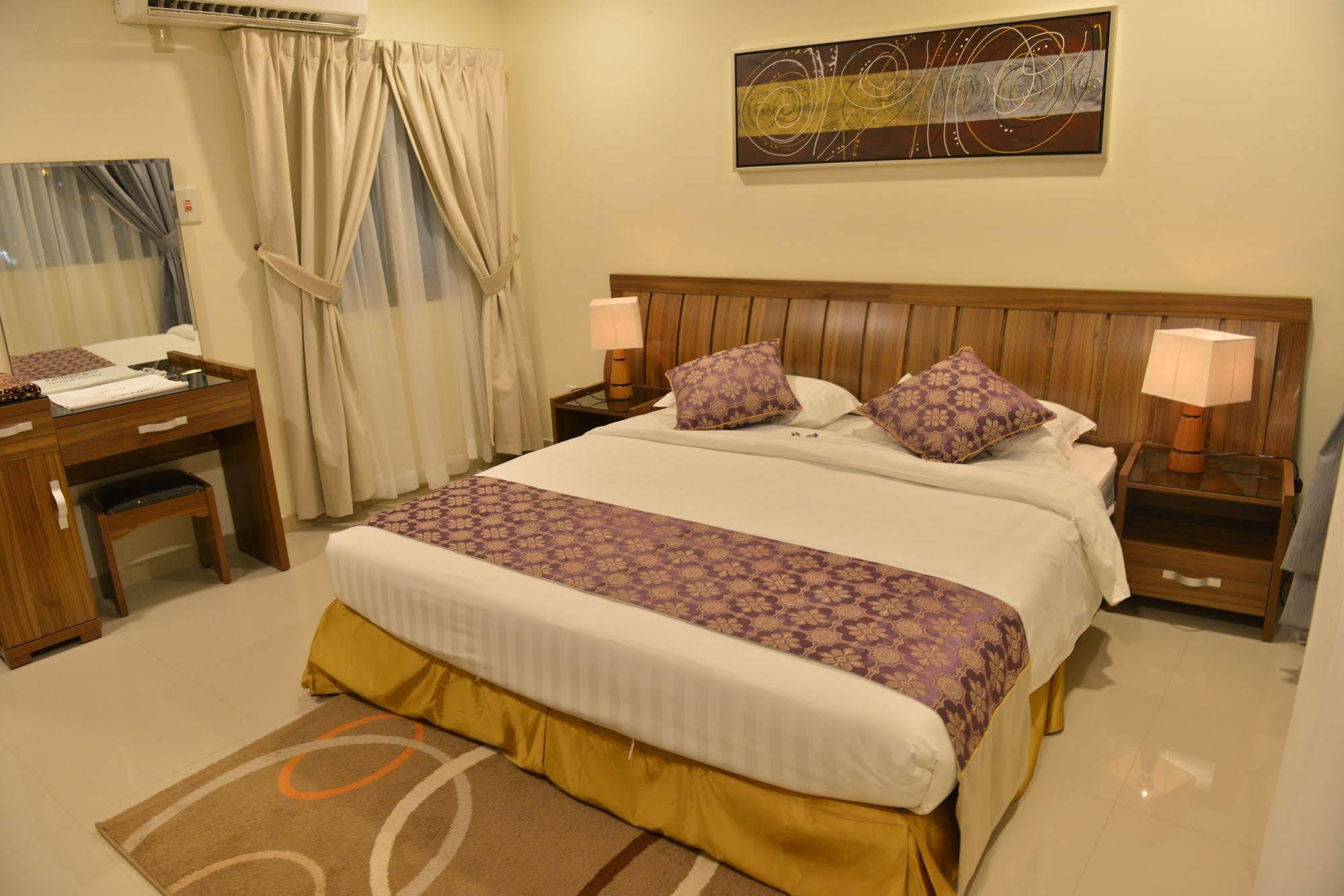 The First Tower Hotel Al Al Jubail Esterno foto