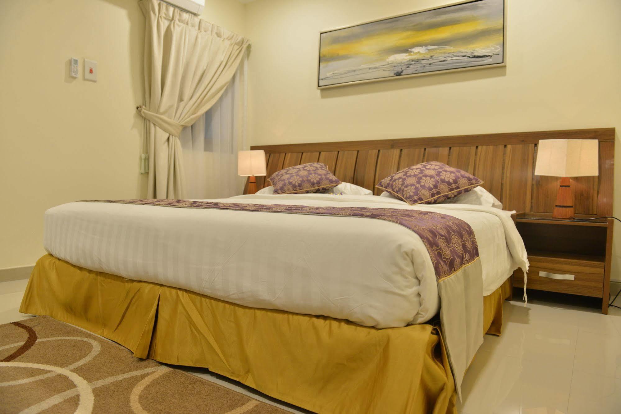 The First Tower Hotel Al Al Jubail Esterno foto