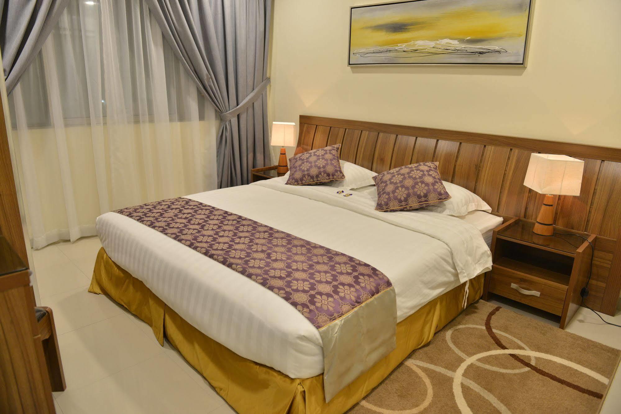 The First Tower Hotel Al Al Jubail Esterno foto